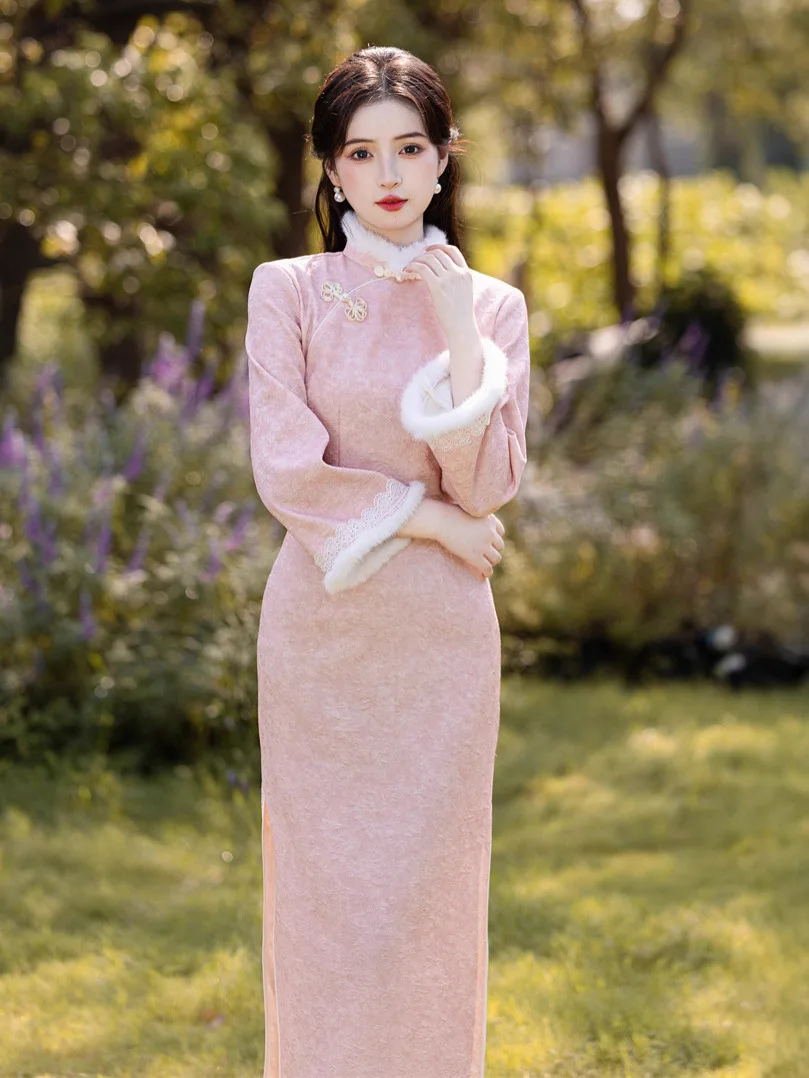 2025 الشتاء النمط الصيني الجديد الجاكار سميكة مقلوب كم الدانتيل طويل القرن كم تشيباو