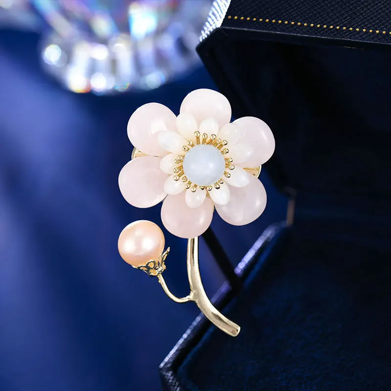 Temperament New Elegant Freshwater Pearl Lotus Brooches Zirconium-encrusted Enamel Flower Corsage Jacket Pin Corsage Accessories