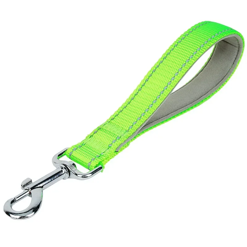 Hundeleine, kurze Hundeleine, 25 cm, reflektierende Leinen für Spaziergänge mit bequemem Griff, große Hundekettenleinen, Haustierzubehör