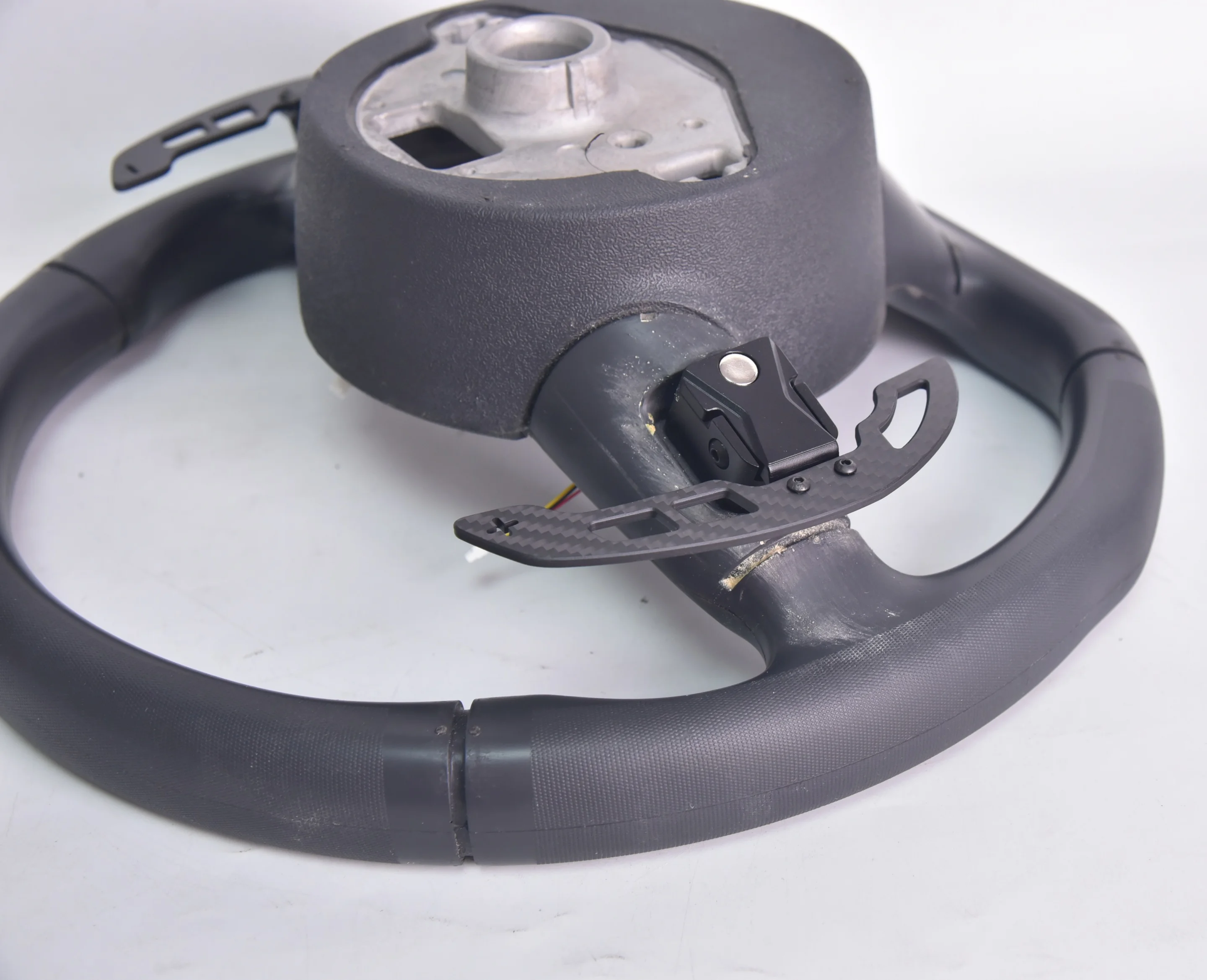 Newly Upgraded Carbon Fiber Magnetic Shift Paddles Experience Suitable for Audi B8 A4 / S4 / RS4 / A5 / S5 / RS5 / Q5