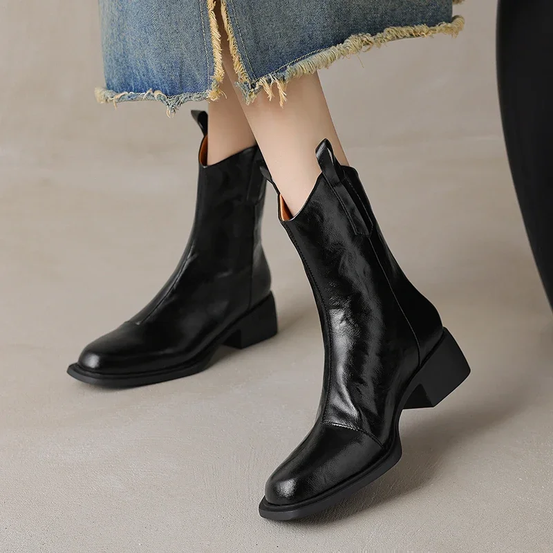 2024 New Genuine Leather Women Boots Winter Slip-On Carved Brogues Chelsea Boots Ankle Boots Women Shoes Modern Ladies Shoes