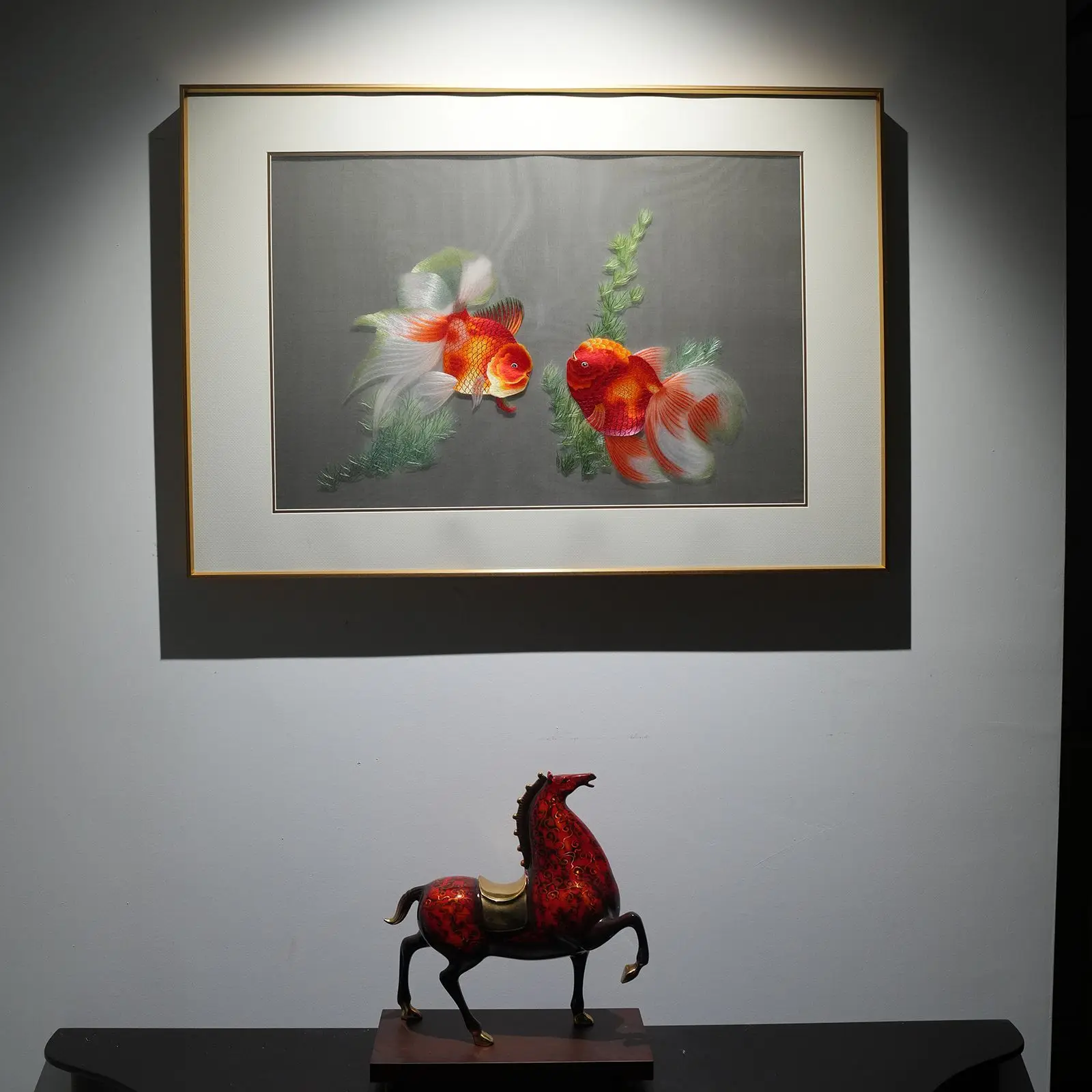 Goldfish hand-embroidered high-end hanging painting study living room finished decorative painting