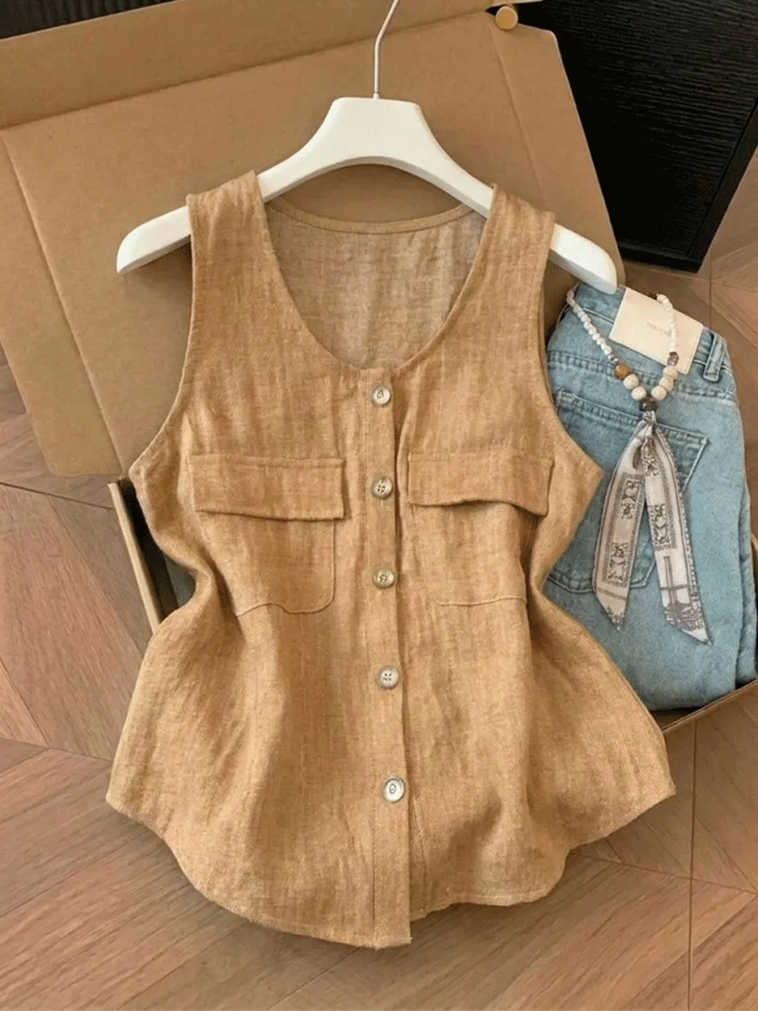 Fashionable Single-Button Sleeveless Vest Women's Summer Outerwear Versatile High-End Feeling Trendy Top Casual Style