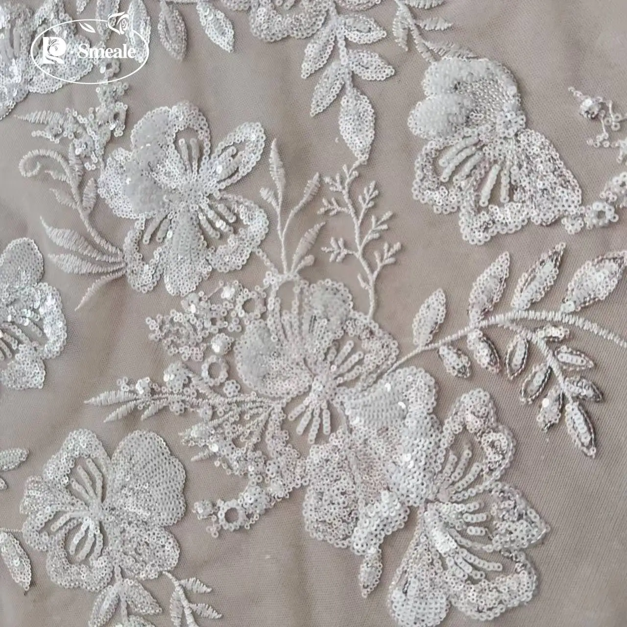 1 Meter. Neuer französischer Pailletten-Spitzenstoff, bestickte Blumenborte für Hochzeitskleider, DIY-Nähzubehör, Spitzenstoff als Meterware. – Detail 4