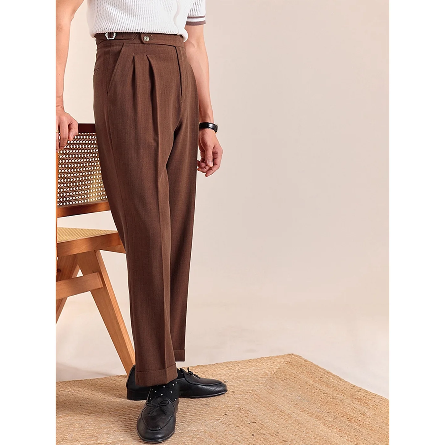 Variant: brown
