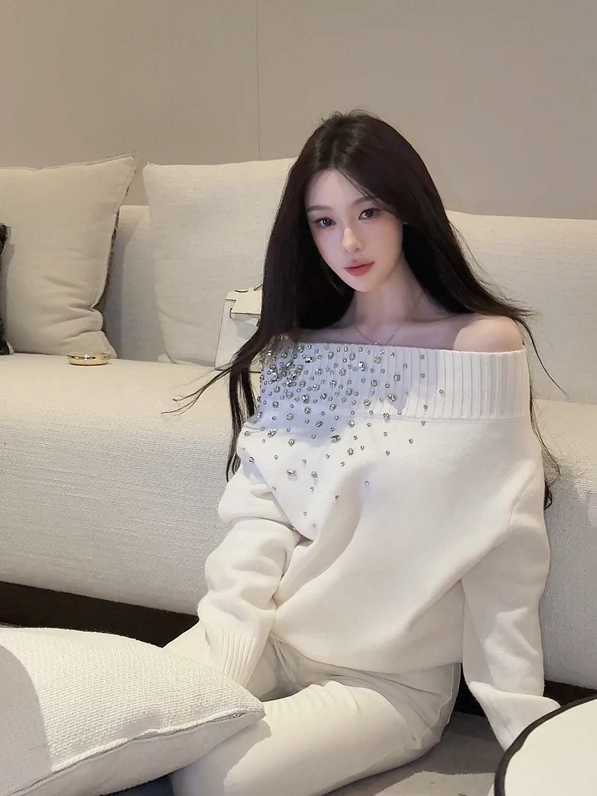 

Youenbb Lav Jade Loose Fit Knitted Sweater with Rhinestone One oulder Pure Color Versatile Luxury Ele Long Sve