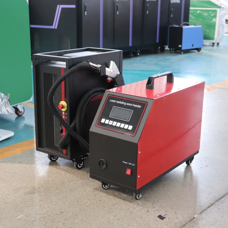 

Air Cooling Mini Small 1200w Accuracy Metal Steel Frame Wobble Continuous Manual Fiber Laser Welder Welding Machine