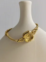 Relógio de banda de latão feminino, ouro 18 quilates, pulseira sem desvanição, quartzo, incrustado com diamante, vintage, moda pequena, presente para senhora, 2024