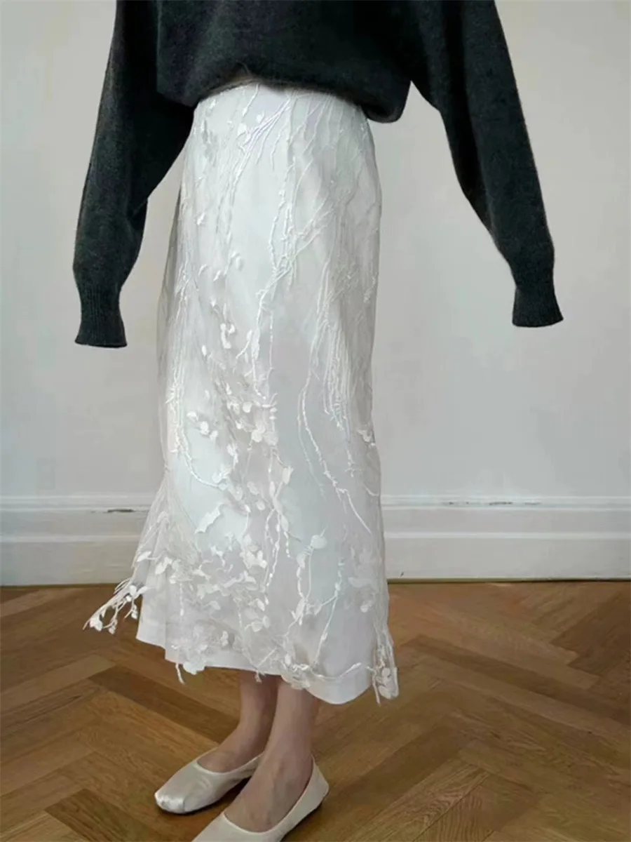 

Кружевная юбка-миди с высокой талией и вышивкой, двухслойная облегающая юбка трапециевидной формы с разрезом, белый цвет, весна 2024