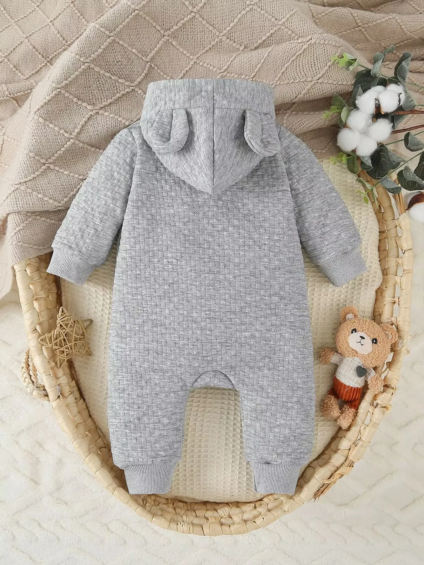 بدلة خريف 2025 للأطفال الرضع مع قلنسوة وسحّاب رومبير على شكل دب كرتوني ملابس خارجية للأطفال معطف 100% مبطن بالقطن 66-90