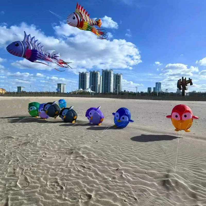 ว่าวปลาหมึก ว่าวปลาบิน ว่าวเป่าลม ว่าวเต่าทอง ว่าวผ้าไนลอนนุ่ม ว่าวรูปหมี ว่าวรูปเพนกวิน โรงงานผลิตว่าว