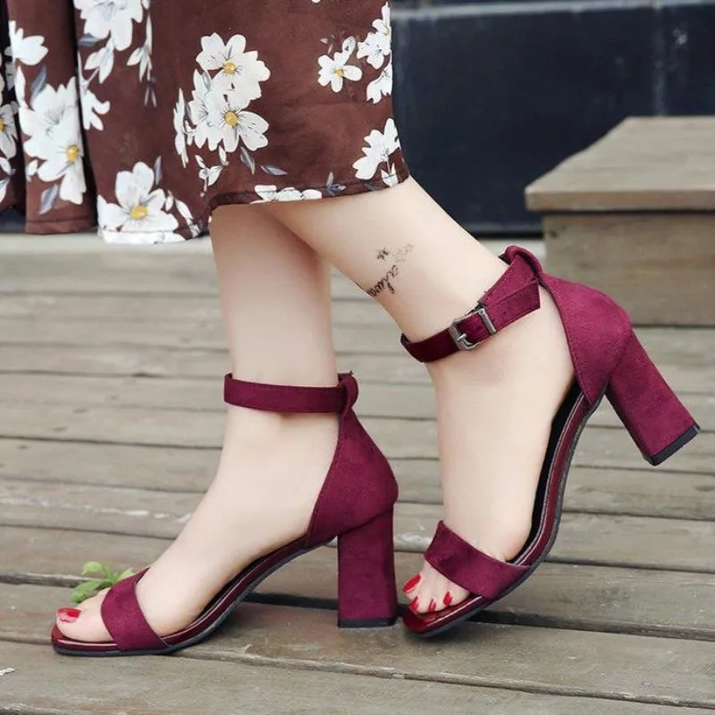 2023 nuova estate tacchi alti donna scarpe romane spesse con sandali open toe scarpe da donna taglia piccola 31 32 33 40 stile europeo