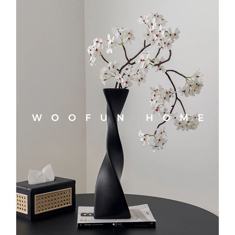 

Light Luxury High-end Style Vase Art Living Room Decorative Item Design Sense Creative Minimalist Vases Vaas Home Decoration