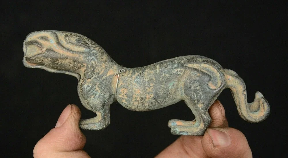 Estatua de ficha de símbolos militares, Animal de bronce, tigre, bestia, Palacio de la antigua dinastía de China