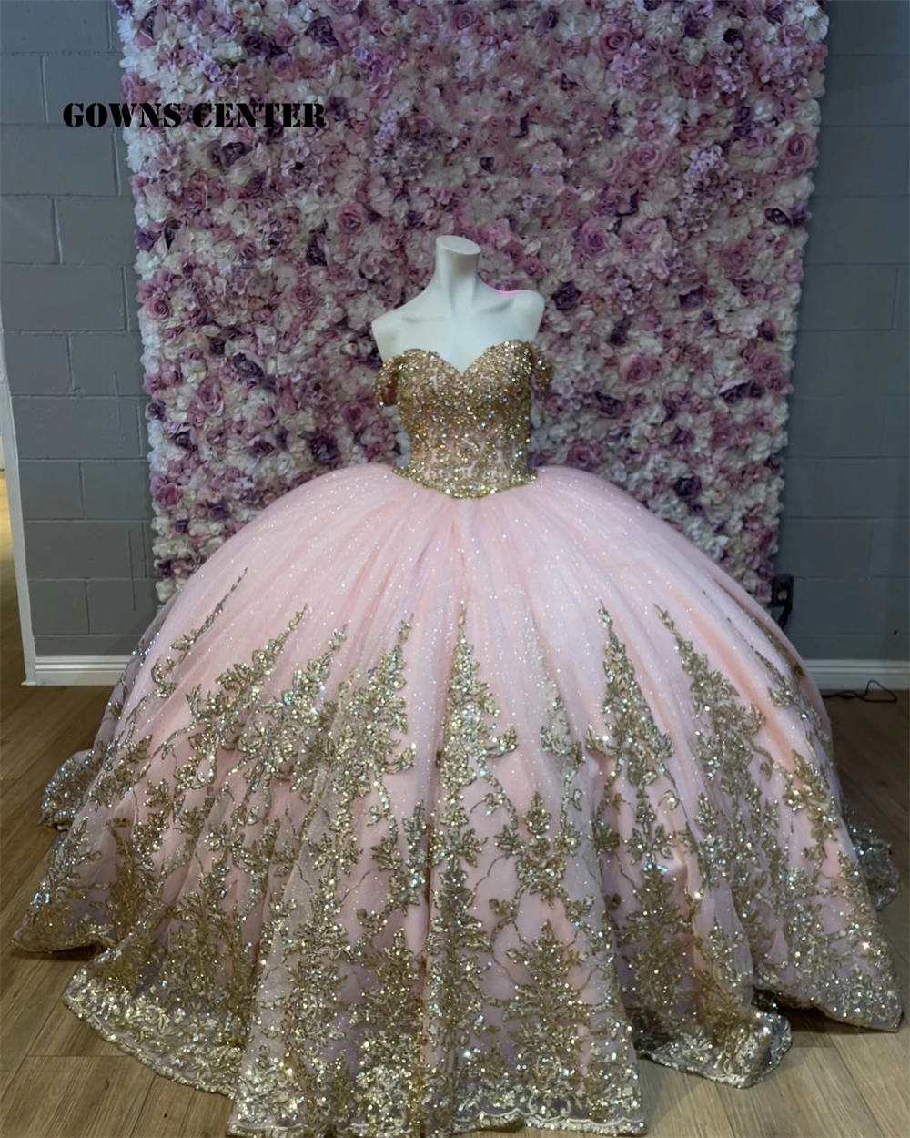 Sparkly Pink Princess Quinceanera Dress Gold applique Beads Rhinestones Birthday Ball Gown vestidos de 15 quinceañera Customized