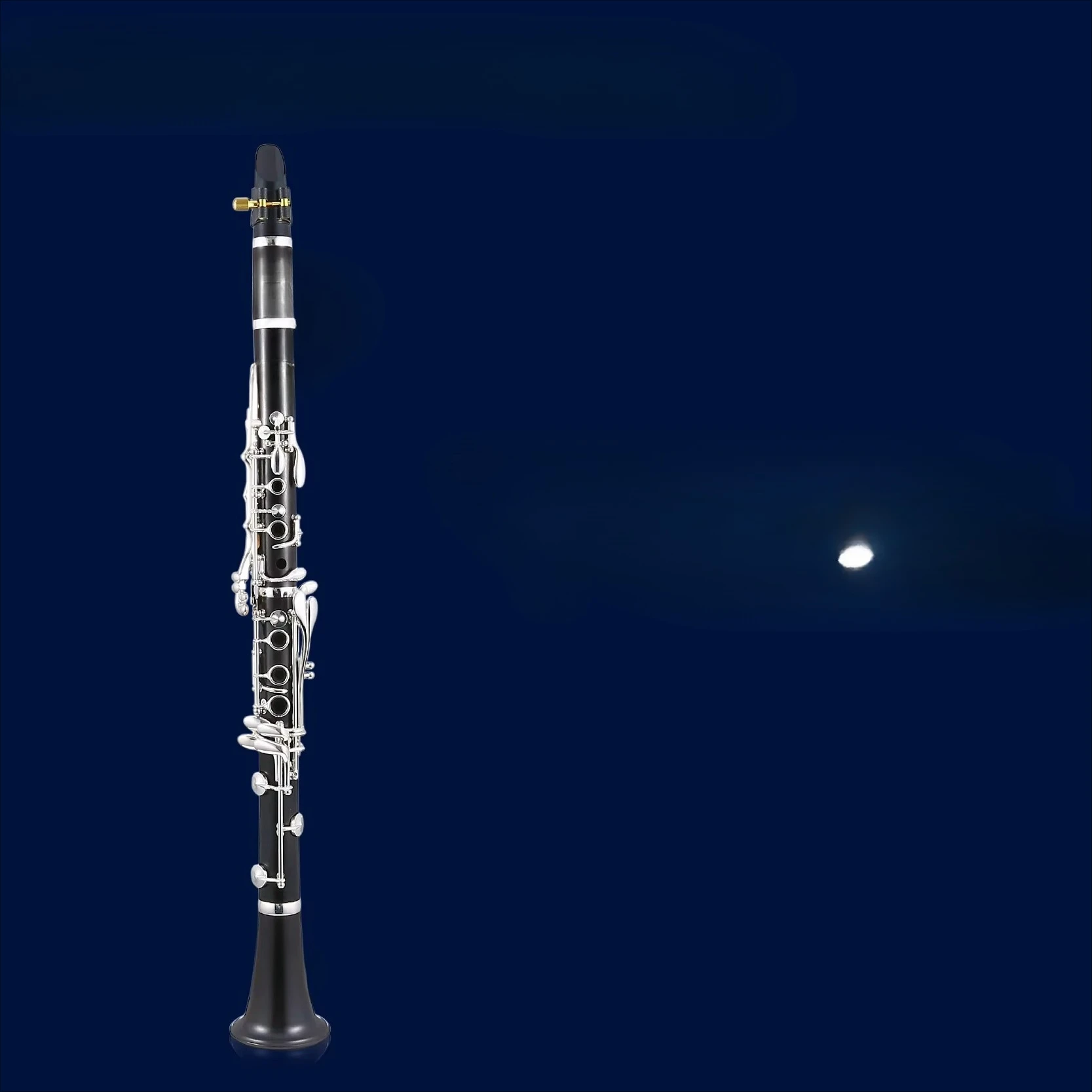 KCL-904 Bb Clarinet 18 Keys Ebony Tube Body Silver Plated Keys