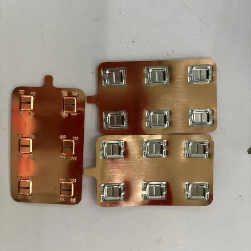 21700-8S3P 25.6V12A بطارية الطاقة الخارجية مزيج سبائك النحاس بطارية اتصال قطاع 0.3 مللي متر القدرة الحالية 200A 10SET