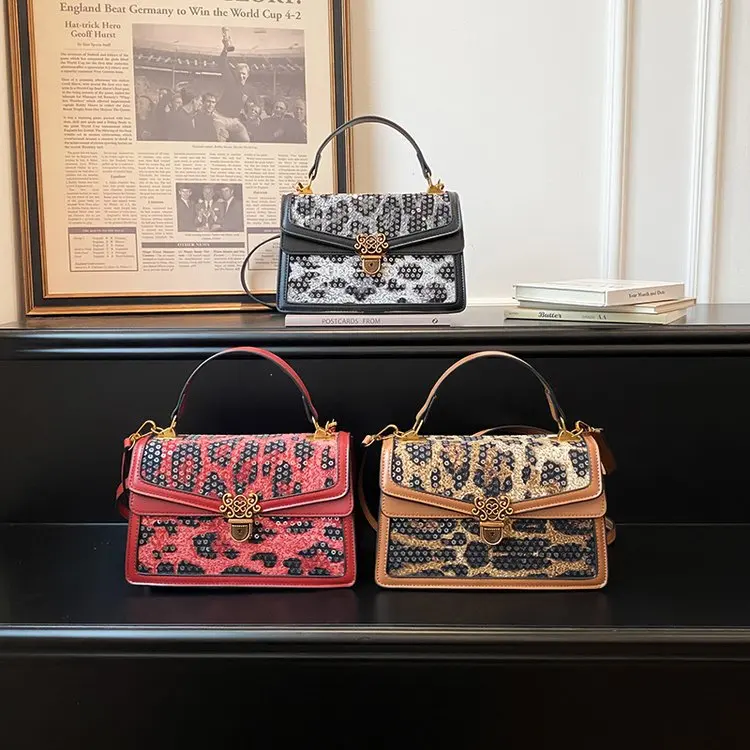 

Стильные повседневные уникальные дизайнерские сумки для мам из натуральной кожи, вместительные, элегантные, на плечо, винтажные, минималистичные.