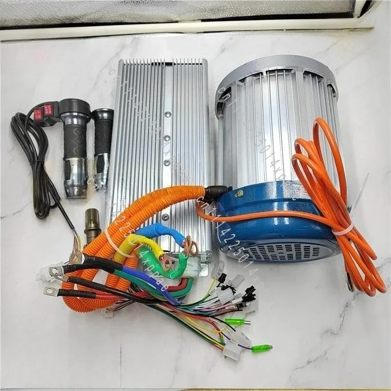 1 Differential Controller +1 High Power Differential Motor+1 Gear Connection Shaft (18Wheel To 15Wheels)+1 Throttle Pedal