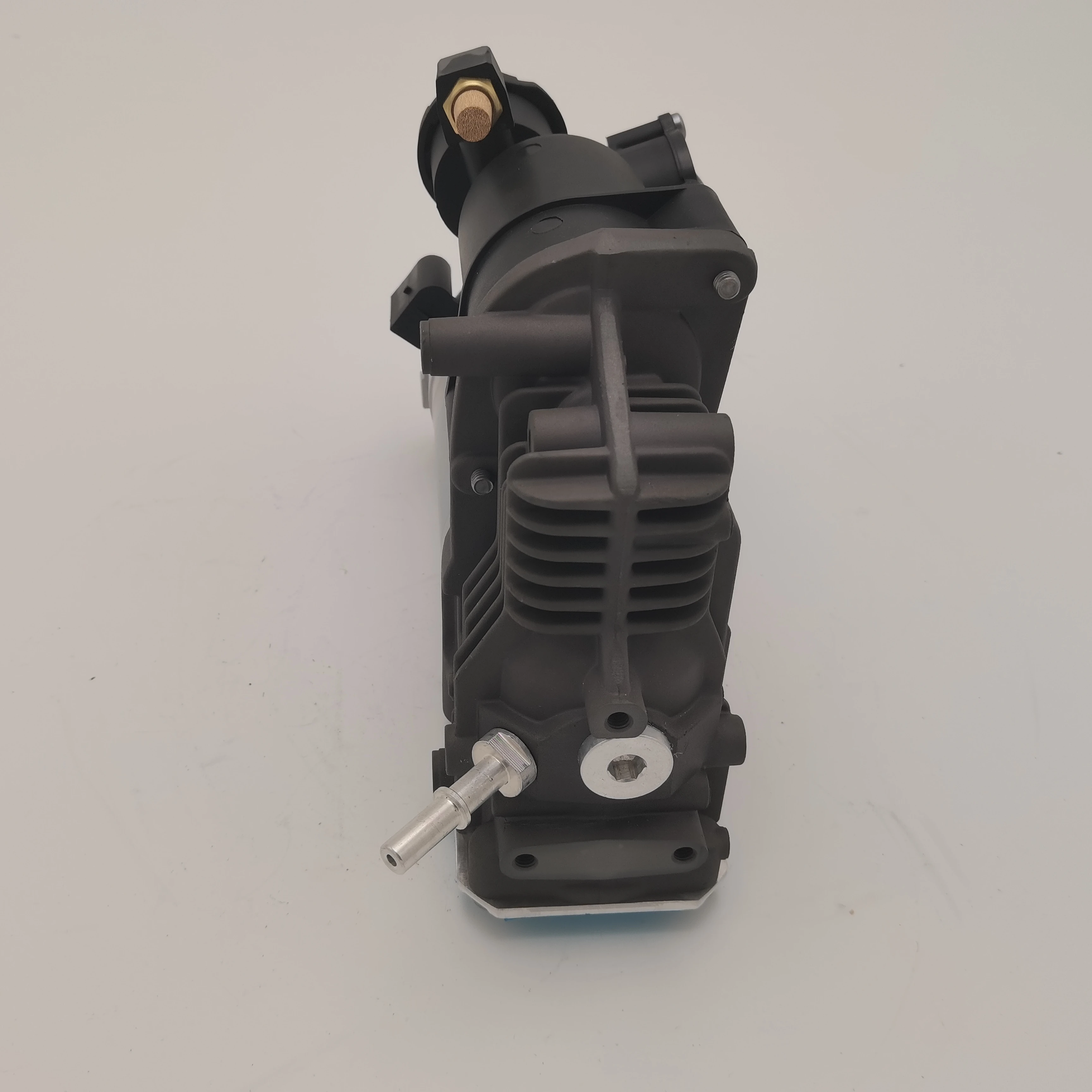 

Tom AutoLR010375 New Auto Chassis Air Suspension Compressor Pump Spare Parts for Land Rover Range Rover Vogue L322 2006-2013
