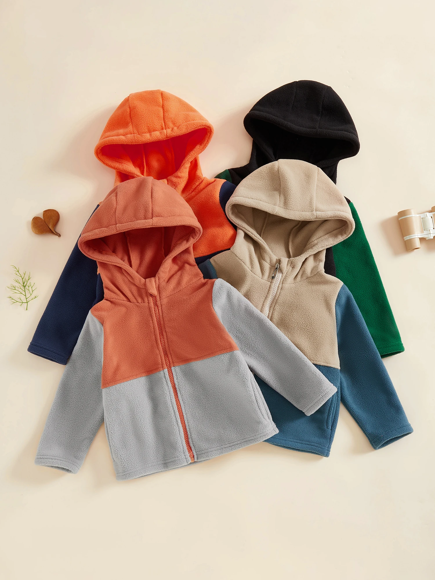 Kids Winter Jacket with Fleece Lining and Detachable Hood Warm Zip Up Coat with Pockets for Boys and Girls