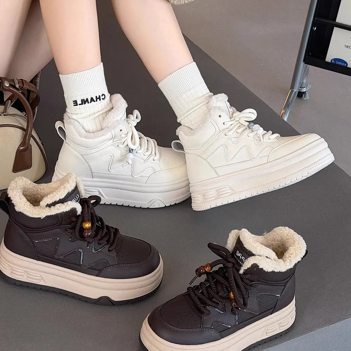 

Trendy Thick Bottom High Top Cotton Lined Fur Trimmed Women's Snow Boots Real Leather Booties Warm Comfortable Winter Shoes