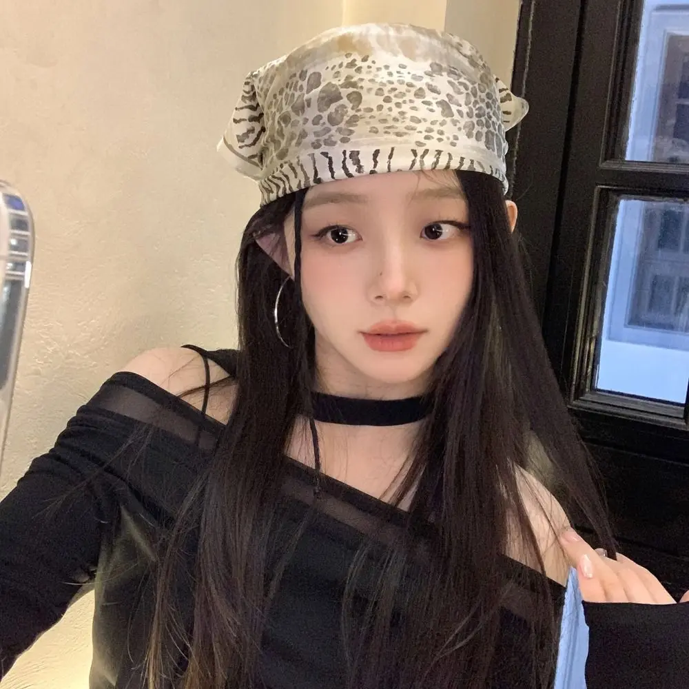 

Elegant Hip Hop Leopard Print Hair Scarf Square All-match Y2k Print Turban Chest Scarf Soft Punk Bandana Spice Girls