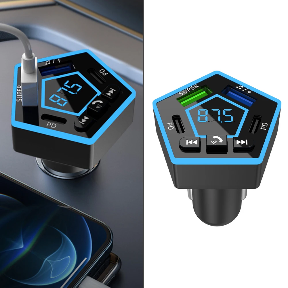 ドライビングエクスペリエンス 4ポートカーチャージャー ブラック コンパクトデザイン 抜群の音質 高い汎用性