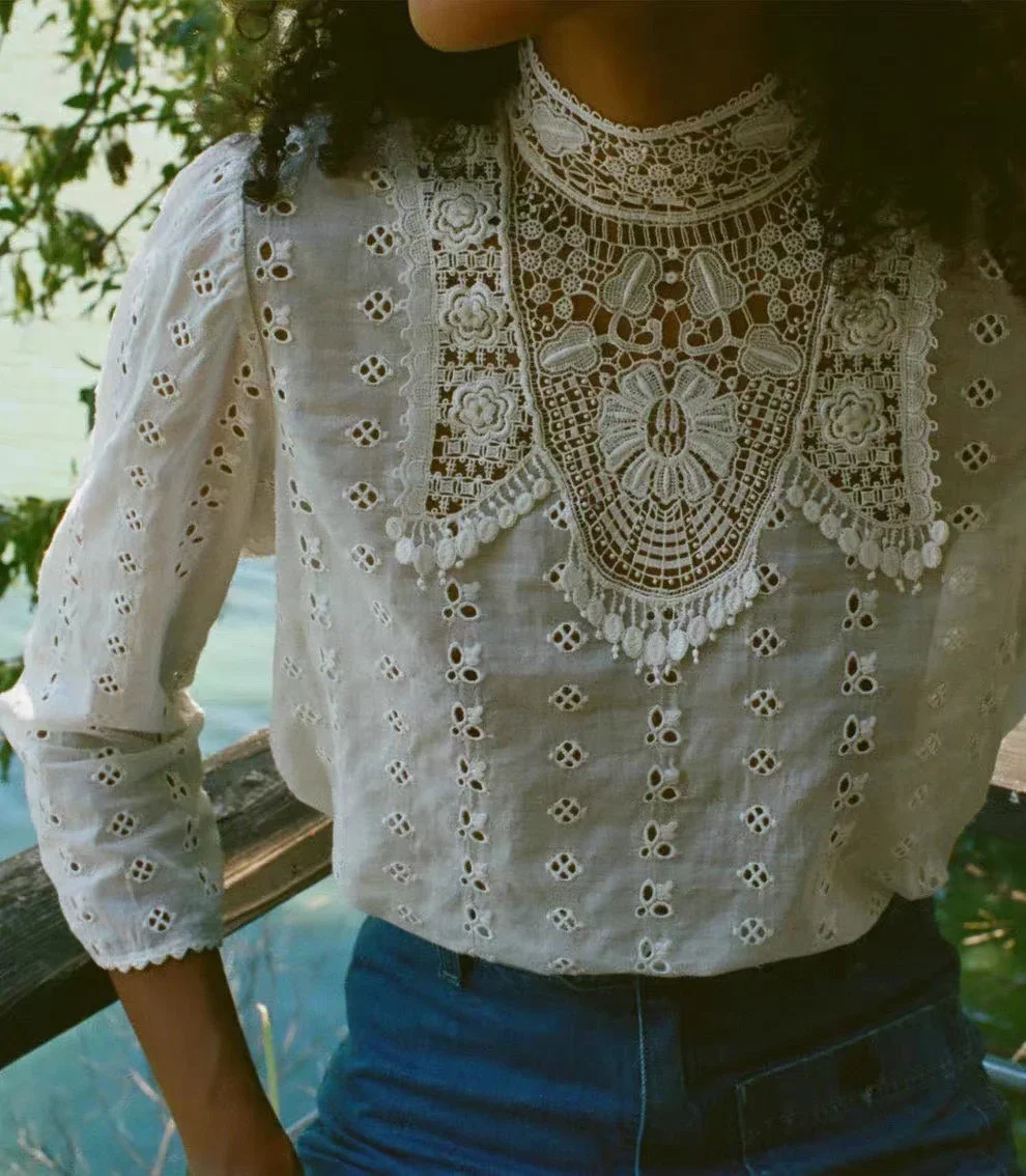 European style retro embroidered hollowed out lace shirt