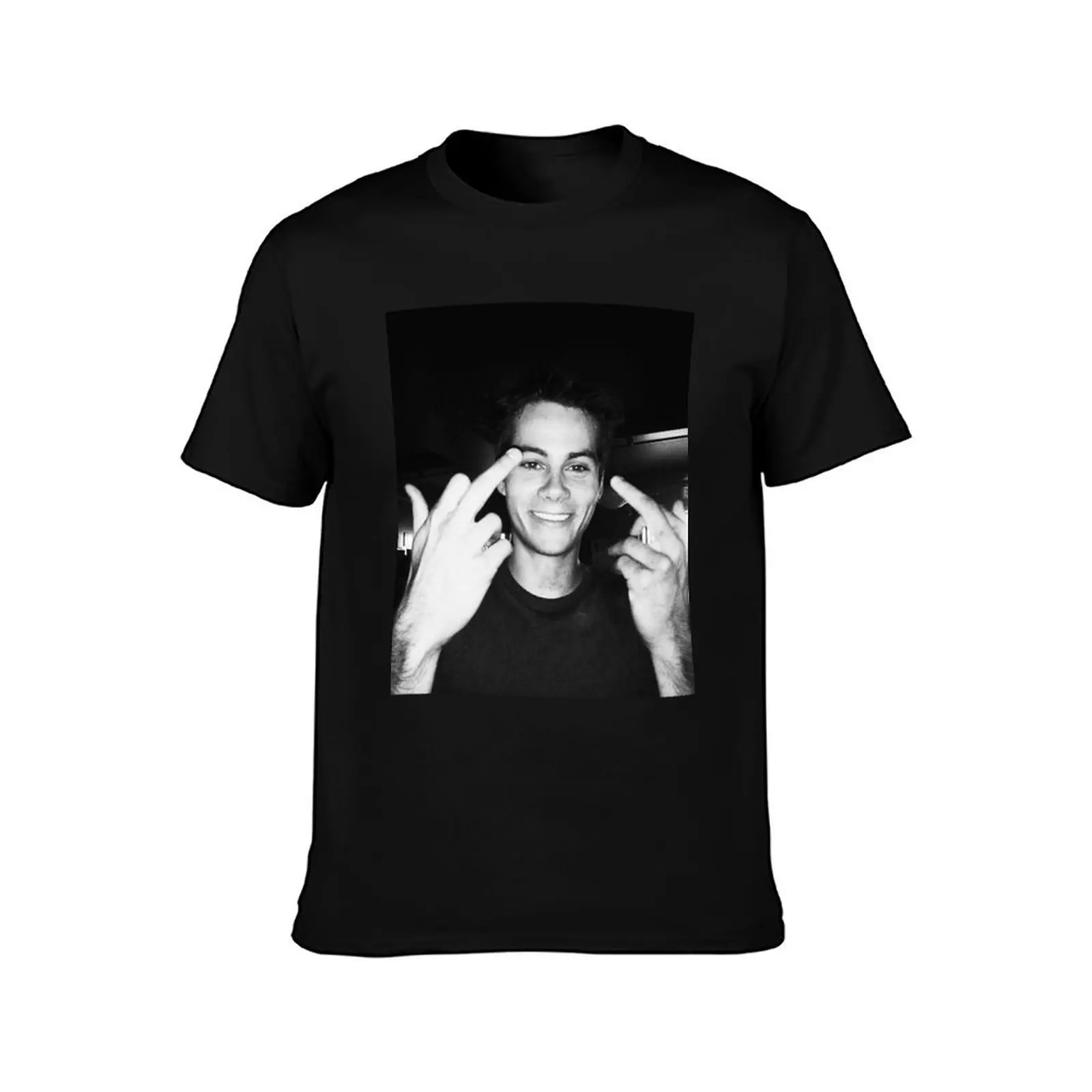 dylan obrien T-Shirt Holiday Casual Short Sleeve Top