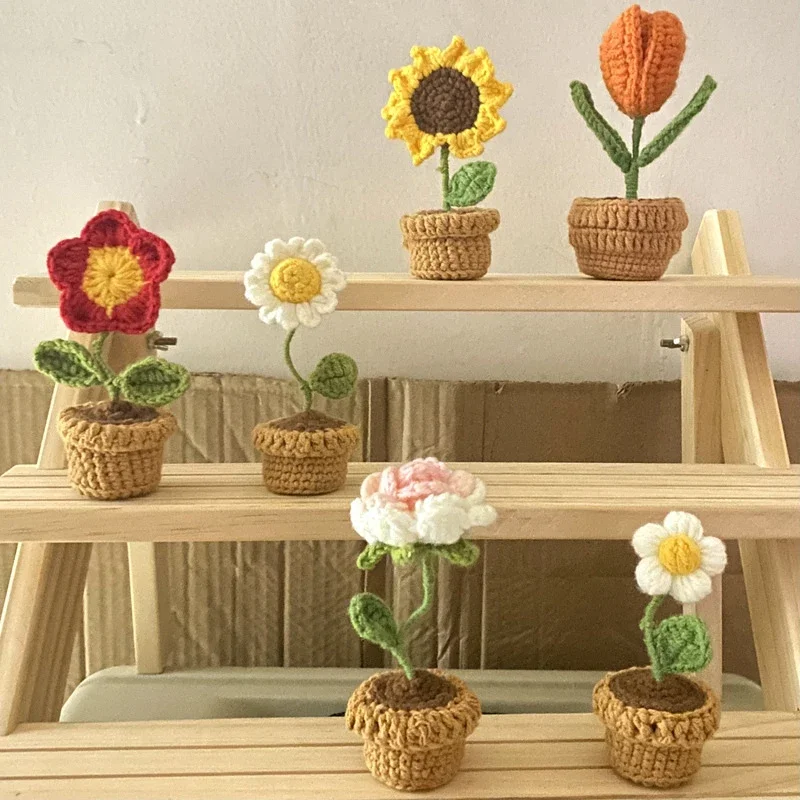 DIY Handwoven Mini Potted Flower Rose Office Desktop Ornamental Potted Plants Woolen Thread Finished Product Home Decoration