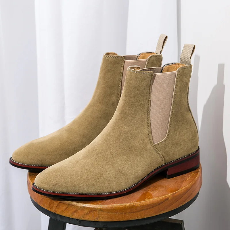 Classic Men's Chelsea Boots Versatile Fashionable Man Short Boots Small Square Head Designer Shoes Heels Cowgirl Women Boots