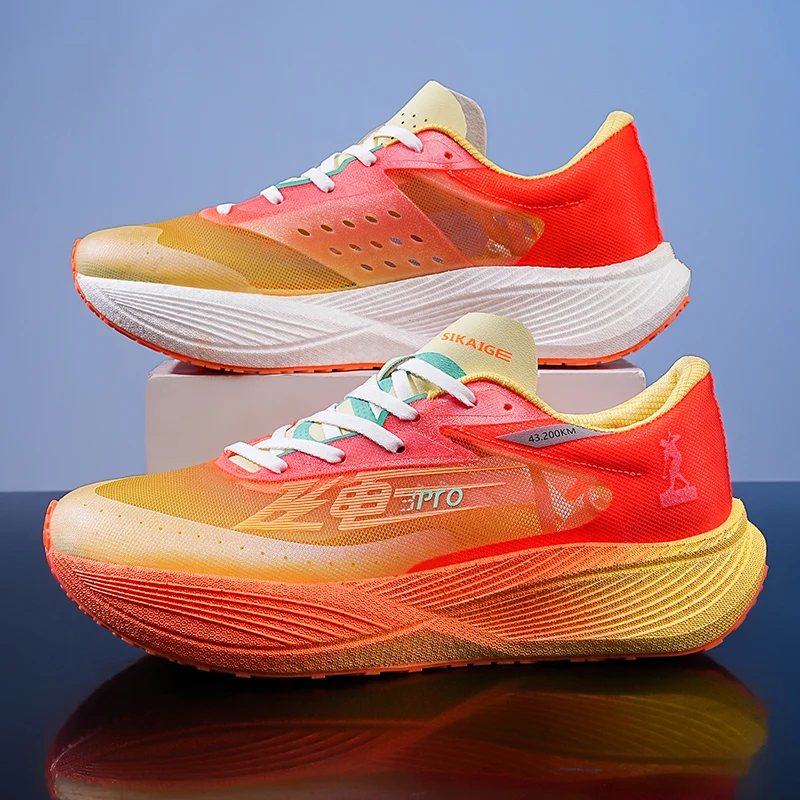 

2025 New Fashionable Comforta Mens Womens Sports Shoes Versatile Lightweight Racing Running Shoes Daily Breathable Walking Shoes