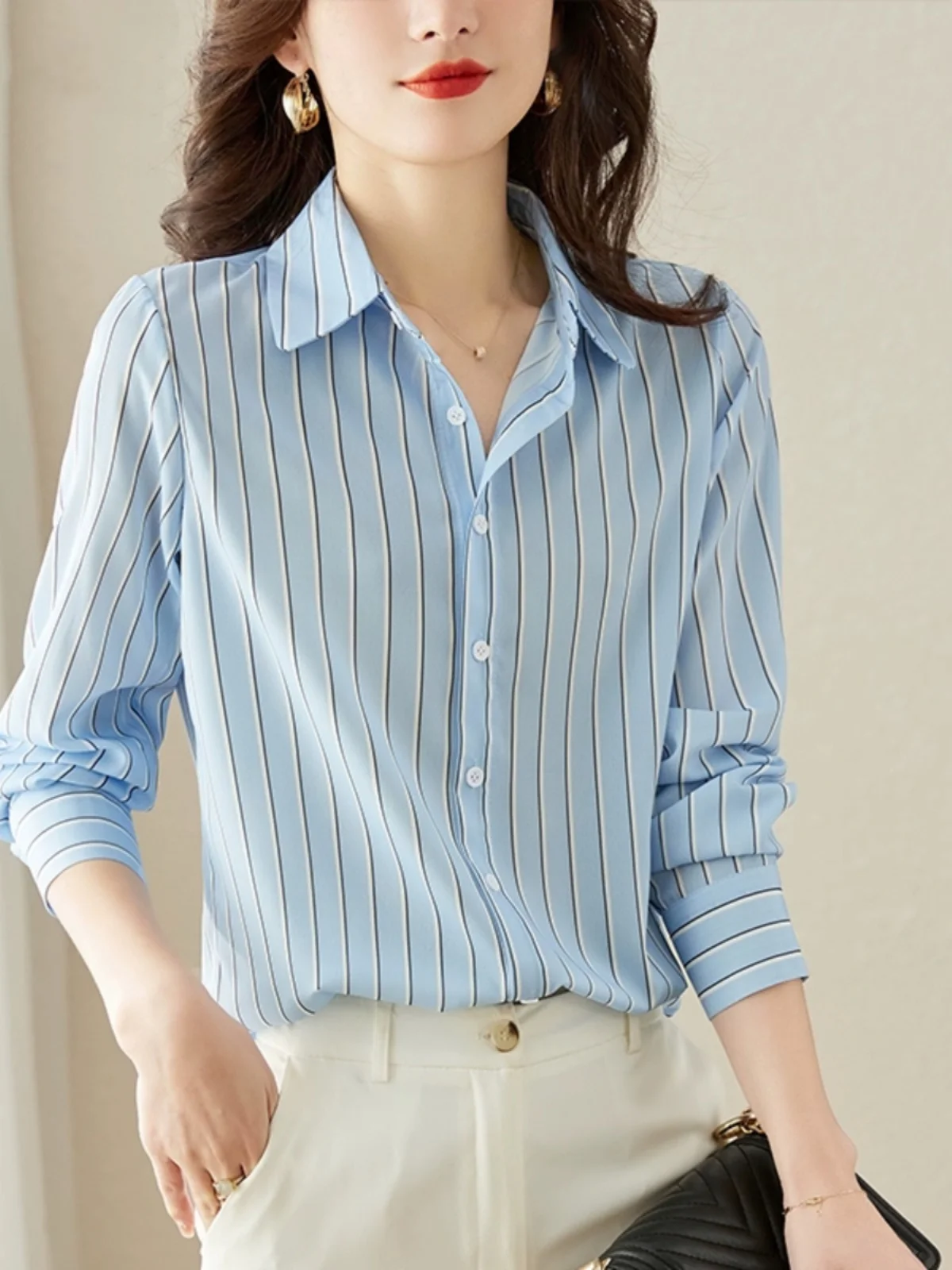 

Женская рубашка с длинными рукавами и синими вертикальными полосками, модная, свободного кроя, осенне-зимняя, из полиэфирного волокна, с воротником и застежкой на пуговицы