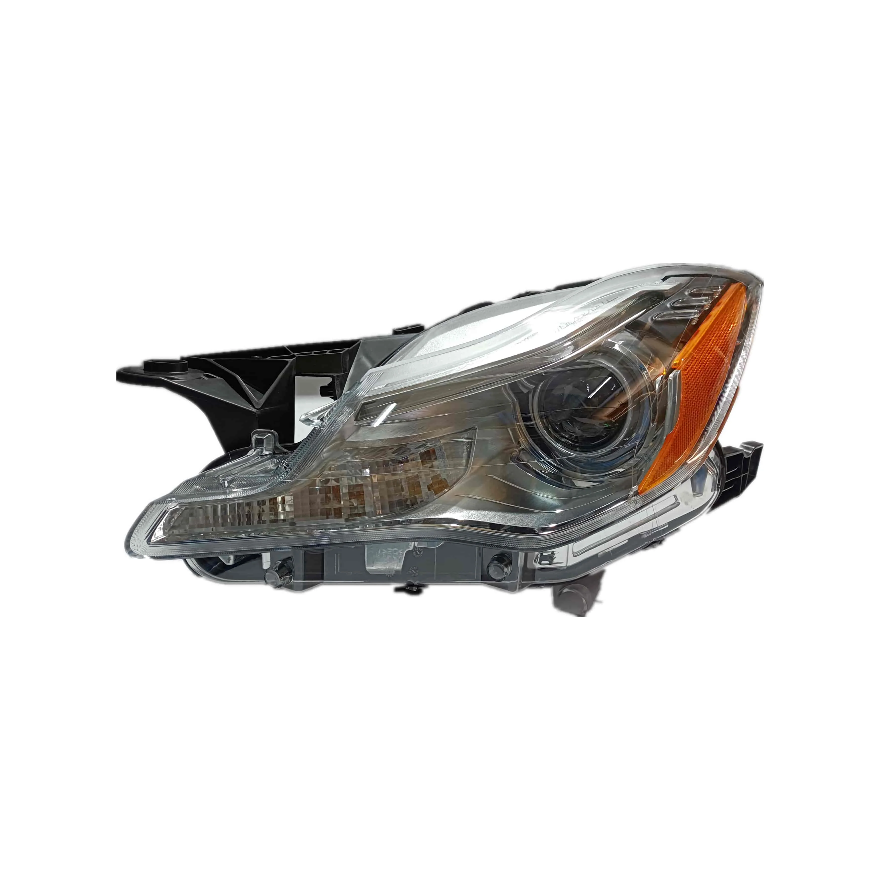 High Quality Hot New M156 Xenon Headlights Oval LED Headlamps For 2010-2013 Maserati Quattroporte Cars High Brightness