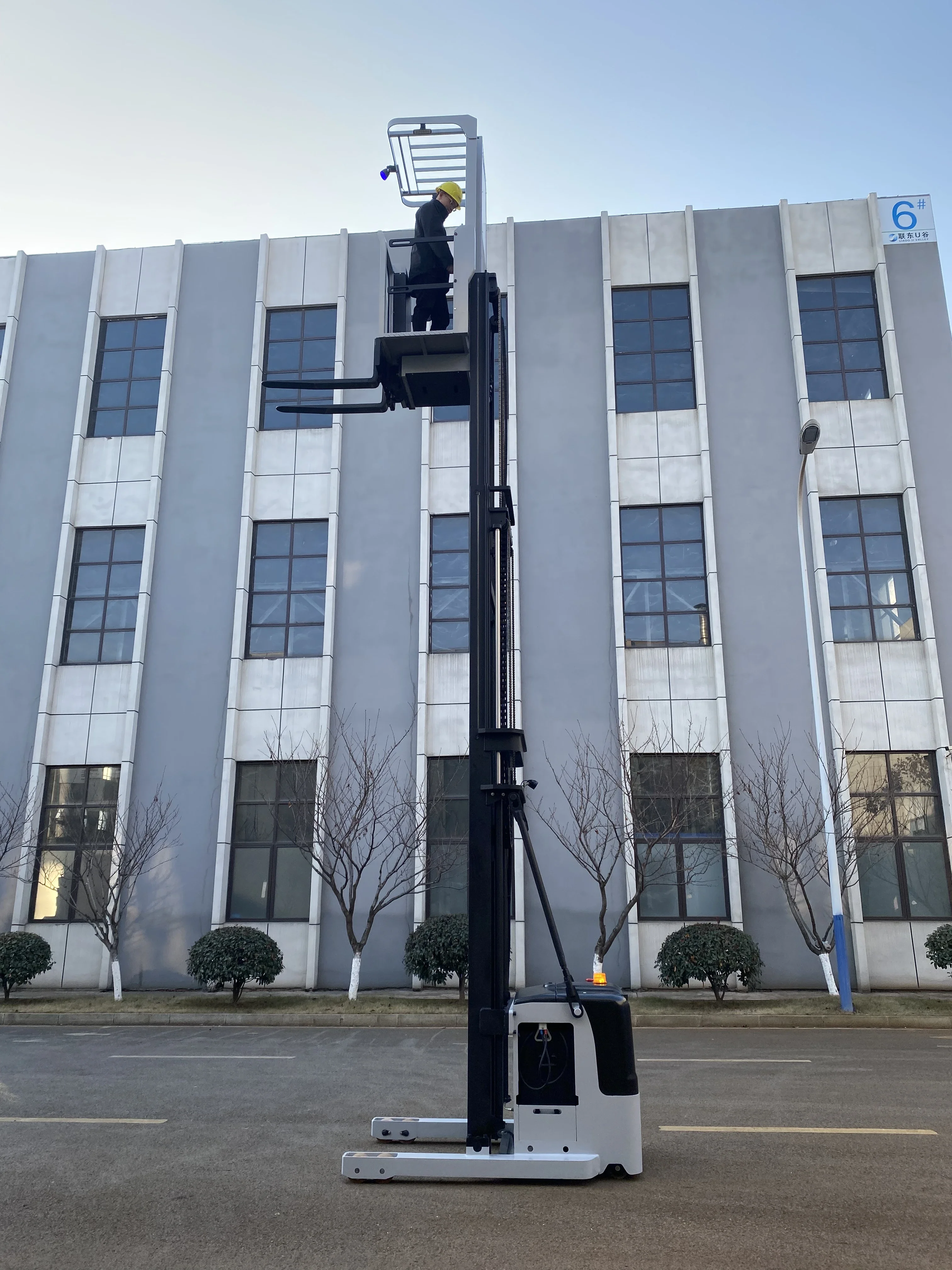 Recogedor de pedidos eléctrico CE ISO, 1 tonelada, 1,5 toneladas, 9M, 12 M, recogedor de pedidos de alto nivel, apilador de carretilla elevadora con batería a la venta