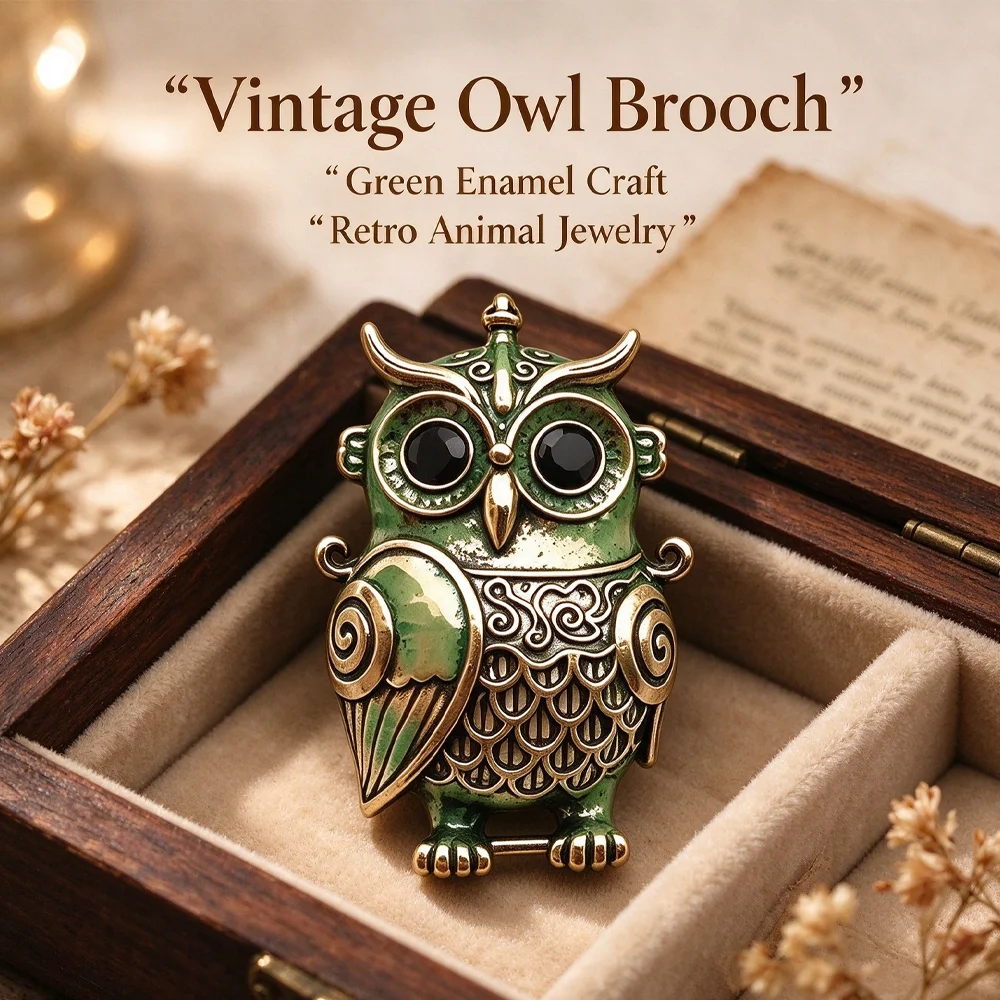 Vintage Owl Enamel Brooch Retro Green Metal Lapel Pin Black Crystal Eyes Animal Badge Clothing Bag Jewelry Gift for Women