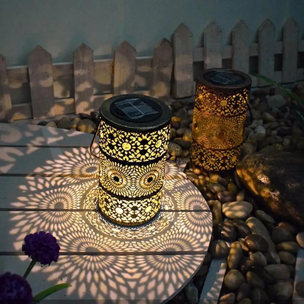

Solar Powered Retro Hanging Lantern LED Decorative Hanging Lights 120mAh Hollow Hanging Lights for Patio Yard Backyard