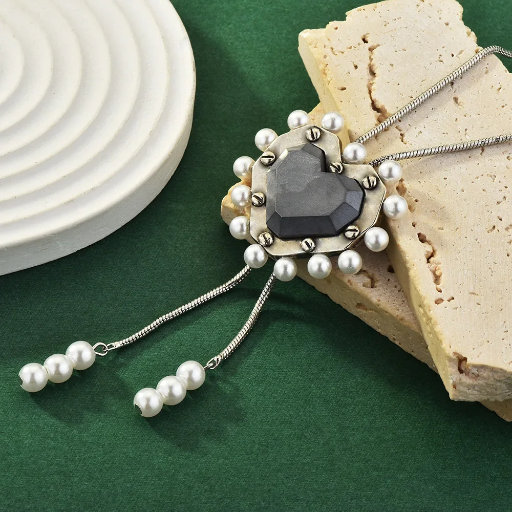 2025ラブパールスプライシンググレーダイヤモンドセメントシーリングハートネックレス男女兼用