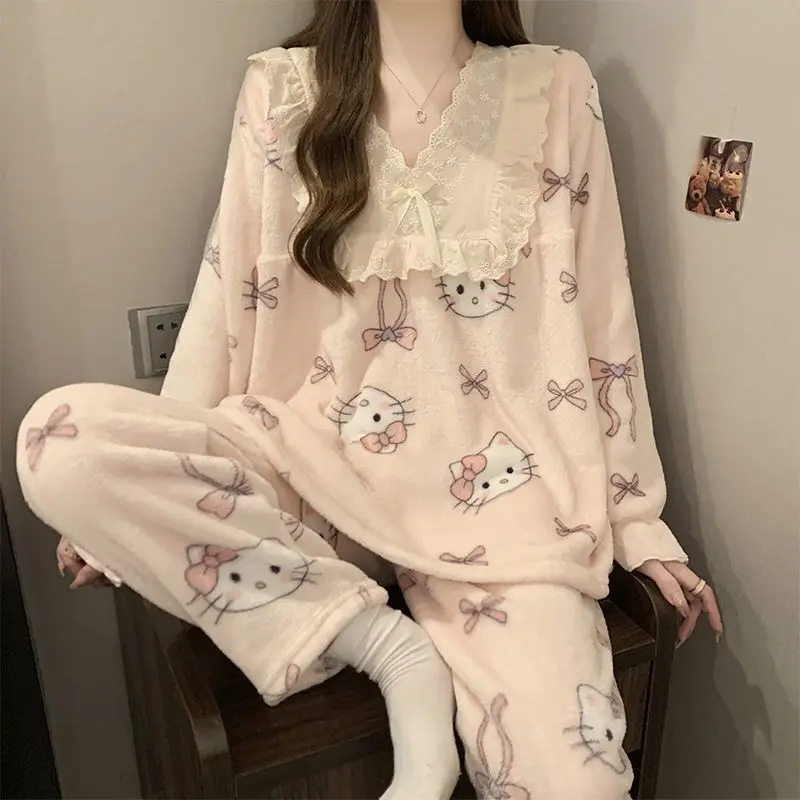 Sanrio Hello Kitty Butterfly Bow Winter Pajamas Flannel Cute Cartoon Casual Home Clothes Japanese Style Soft Girl Warm Sleepwear