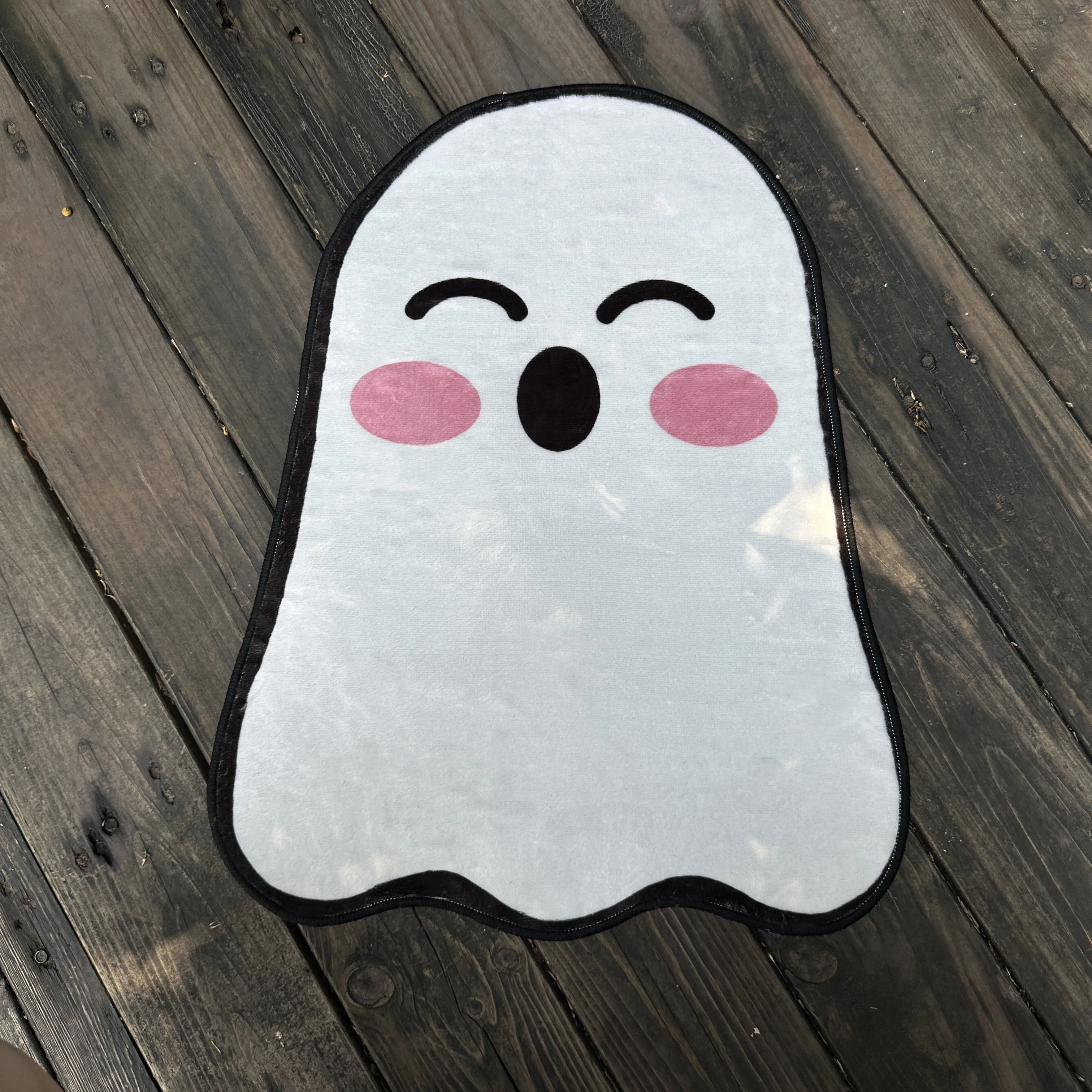 Alfombra de franela de fantasma sonriente, alfombra decorativa antideslizante hecha a mano, tecnología de impresión Digital, regalo de inauguración de la casa Simple