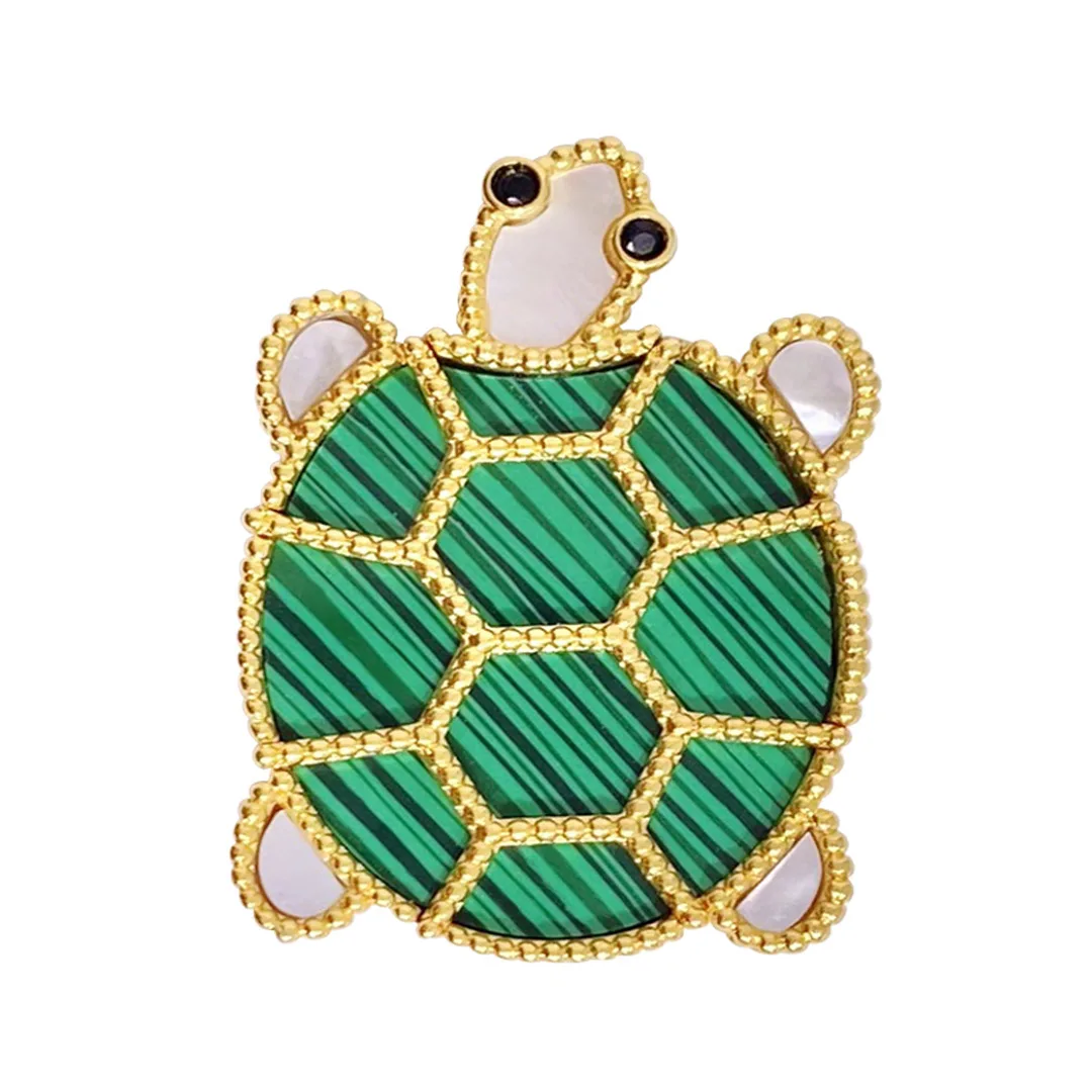 

New high-end turtle brooch Trendy animal badge clothing Bag clip to prevent light leakage and fix clothes and accessories