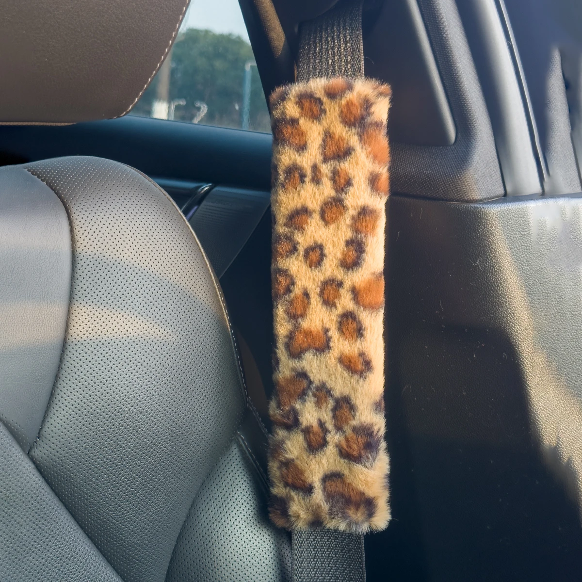 1PC Creative Leopard Print Seasonal Universal Safety Belt Shoulder Cover