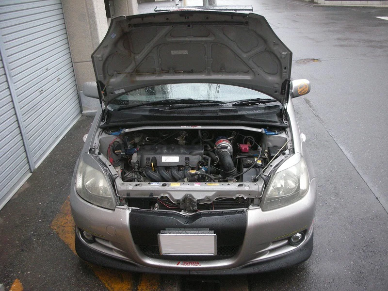 Amortyzator na lata 1999-2005 Toyota Vitz RS NCP13 hatchback przednia maska kaptur zmodyfikuj siłowniki pneumatyczne amortyzator akcesoria Absorber