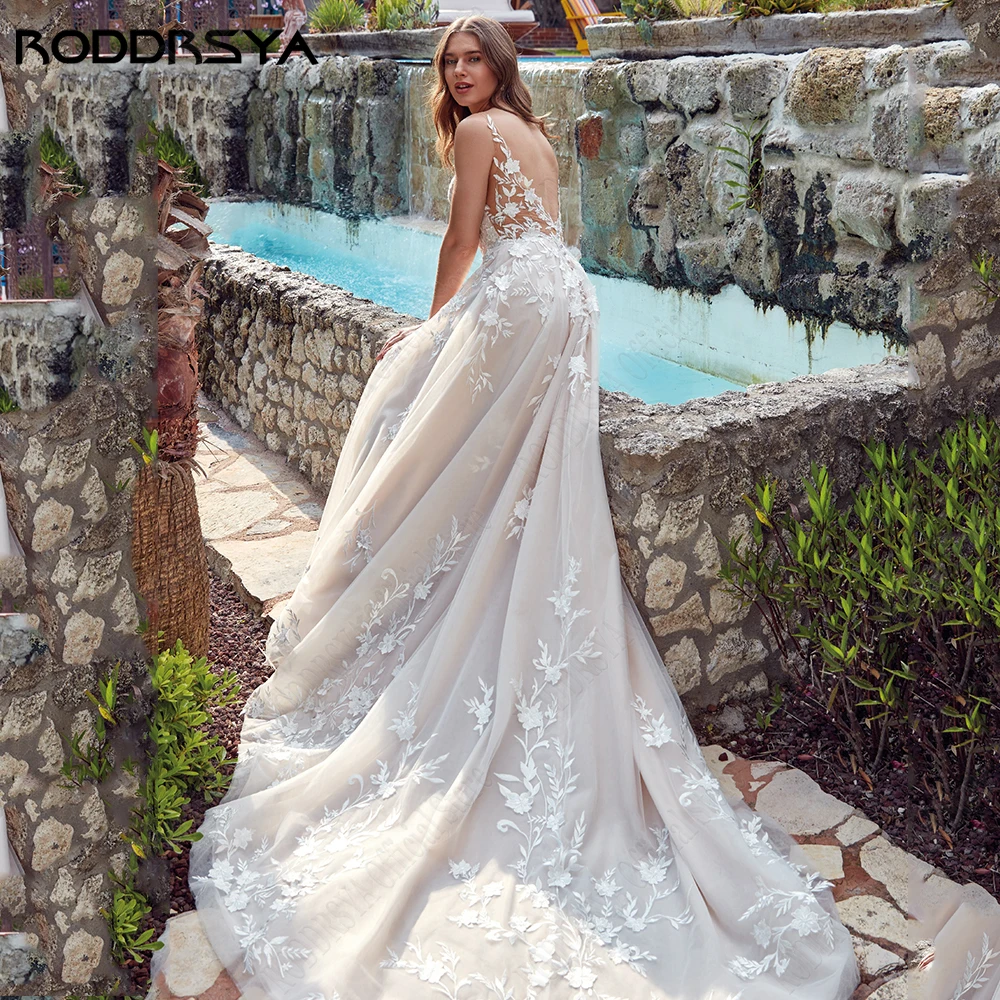 RODRSYA Modern Wedding Dresses Sleeveless V-Neck Backless Spaghetti Straps Vestidos deفساتين زفاف عصرية من RODDRSYA بدون أكمام ورقبة على شكل حرف v وأشرطة سباغيتي بدون ظهر فستان عروس مزين على شكل حرف a Vestidos De Novia