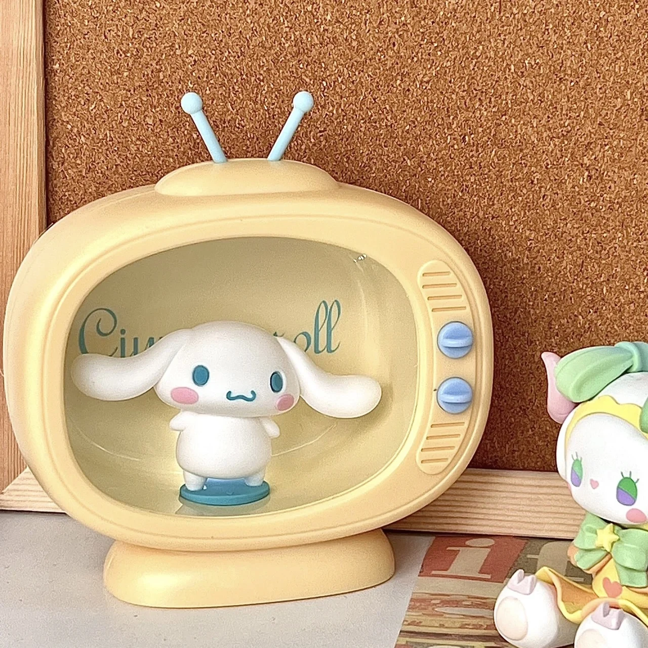 Original MINISO Sanrio Ornament Night Light Hello Kitty Kawaii Room Decoration Girls Gift