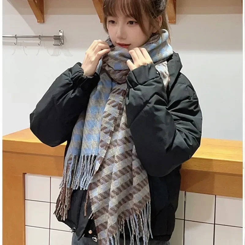 Scarf Women\'s Winter 2024 New Thickened and Warm Imitation Cashmere Plaid Shawl Korean Version Versatile Tassel Neck Wholesale