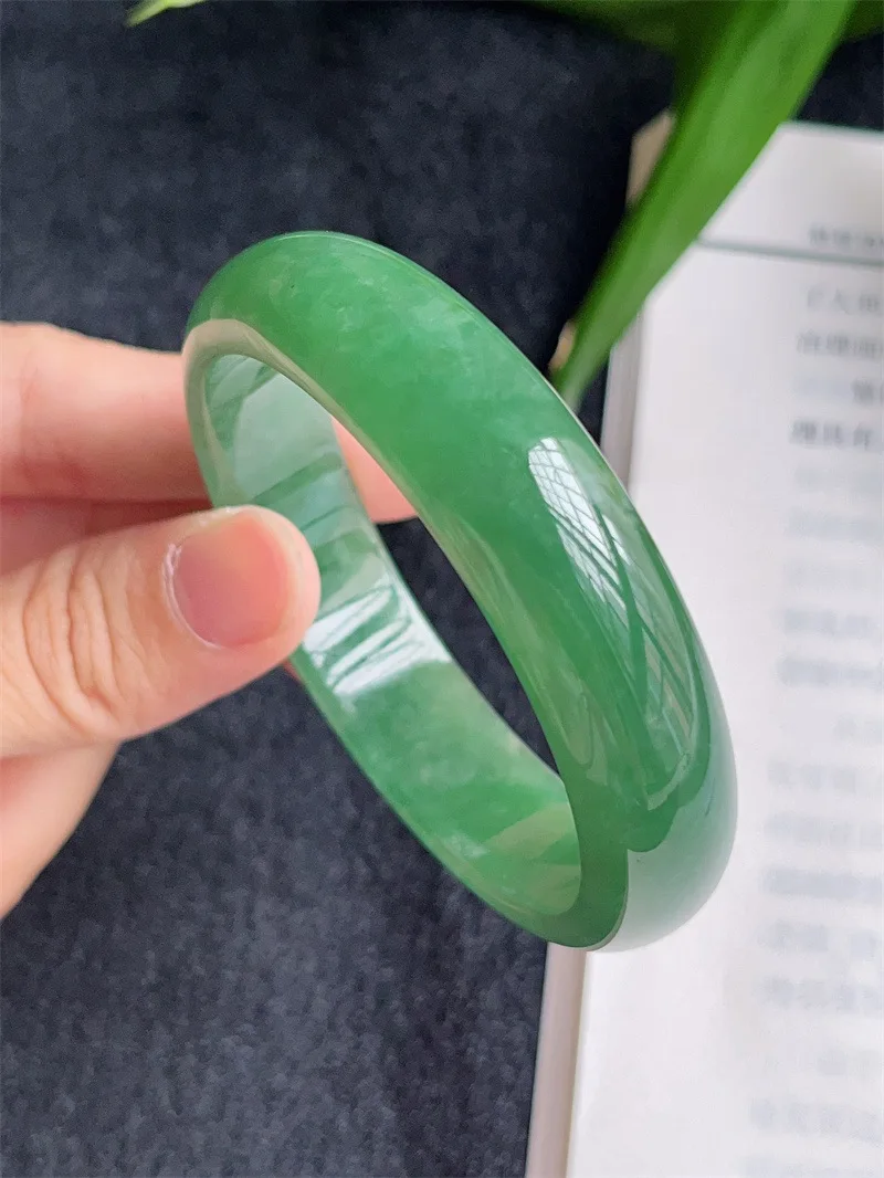 

Natural Myanmar Jade 54mm-62mm bracelet exquisite princess bracelet to send girlfriend to send mother Hetian jade