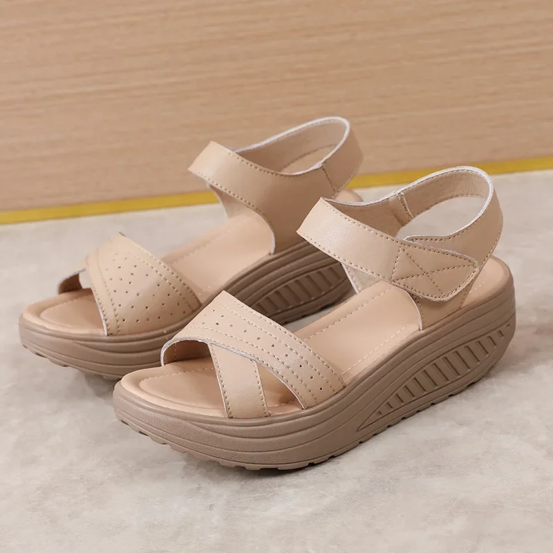 New High Quality Summer Sport Women Sandals Plus Size 35-39 Soft bottom Ladies Shoes Cozy Breathable Female beach Shoes