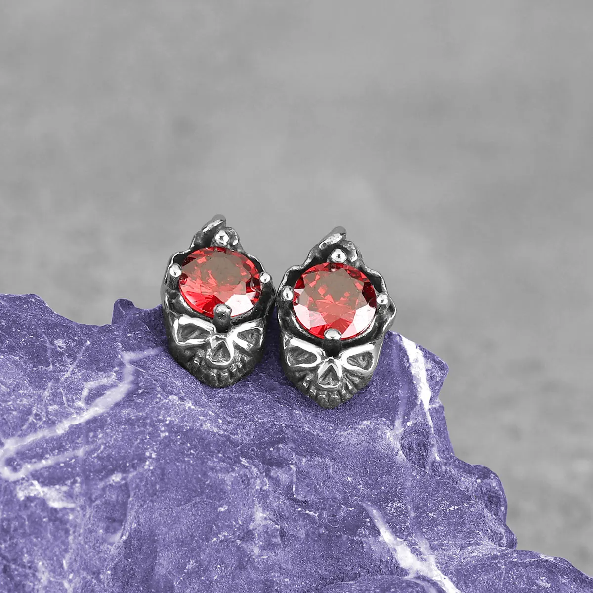 Stainless Steel Fashion Skull Earrings for Men Bullying Ghost Head Personalized Amulet Accessories Vintage Girls Gift Jewelry